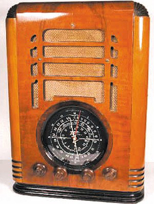 Изделия из фанеры – корпус радиоаппаратуры, радиоприемник ZENITH S-127, США, 1936 год 