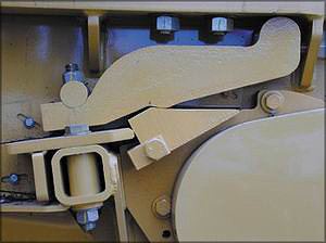 Упорная плита обеспечивает минимальный износ деталей в области измельчения