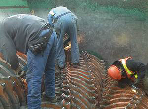 Рис. 9. Восстановление рабочей части оборудования после обработки 600 тыс. кв м древесины
